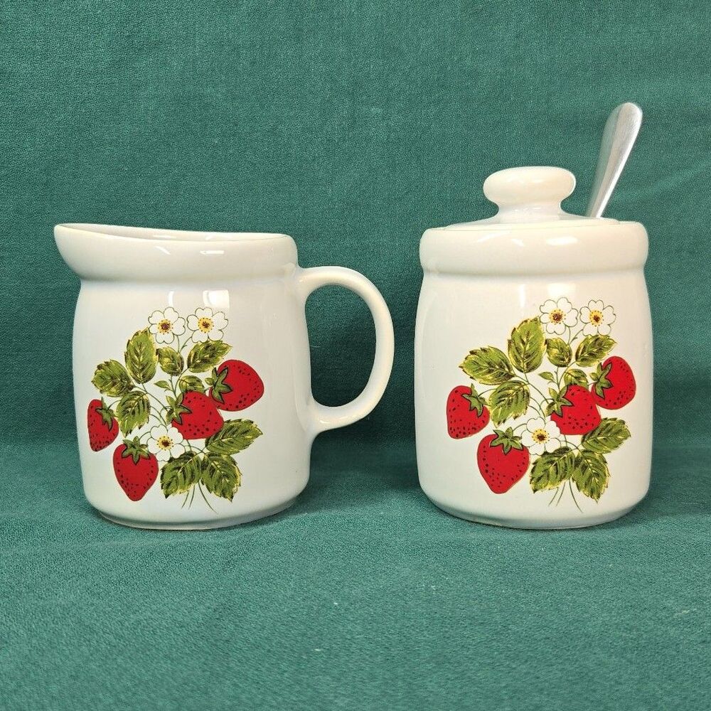 VTG McCoy USA Strawberry Country Creamer & Sugar Bowl Set 2 Spoons Cottagecore